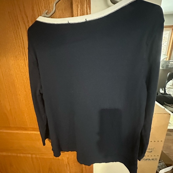 Lauren Ralph Lauren Navy Top with White Trim - Picture 2 of 6